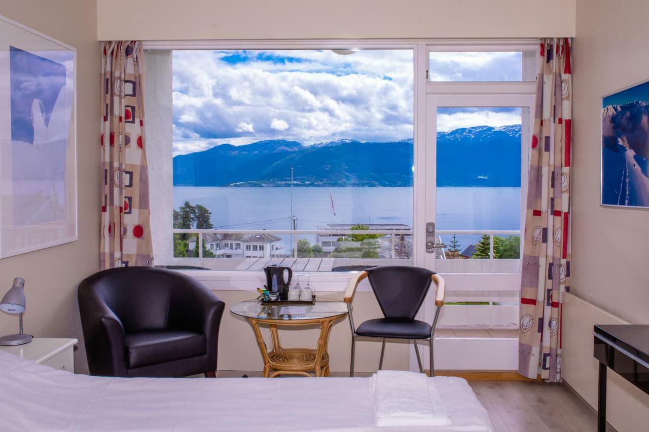 Kringsja Hotel バレストランド エクステリア 写真