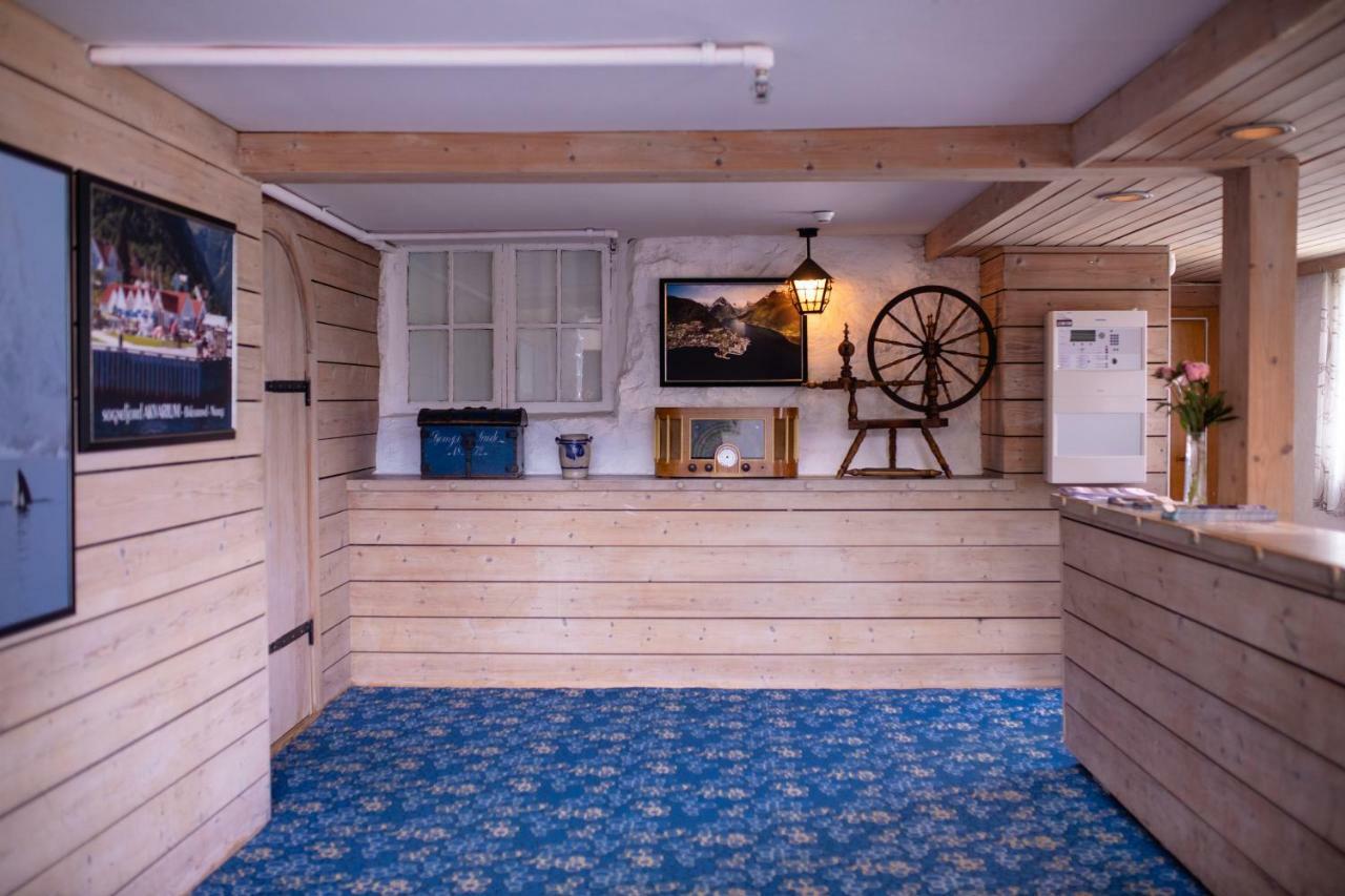 Kringsja Hotel バレストランド エクステリア 写真