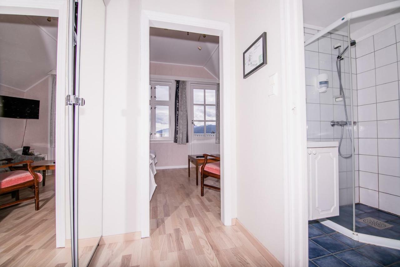 Kringsja Hotel バレストランド エクステリア 写真